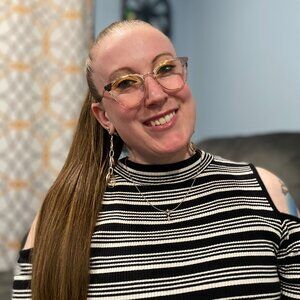 Meet your Posher, Carlee